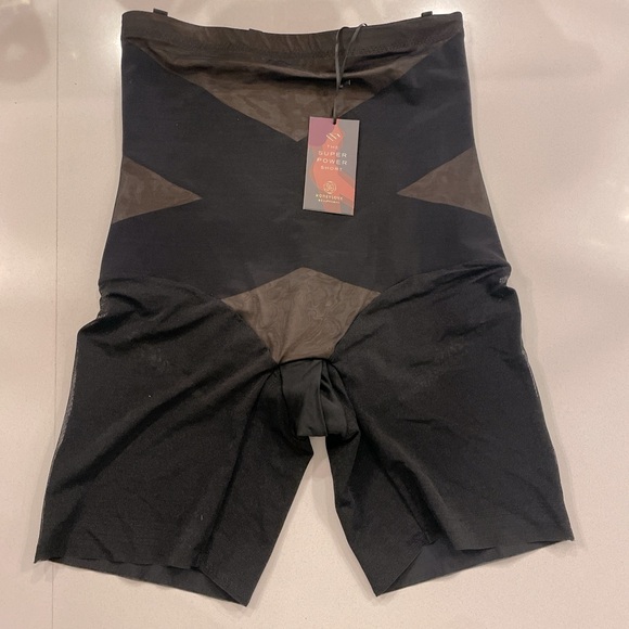 Honeylove shapewear shorts - Picture 2 of 4